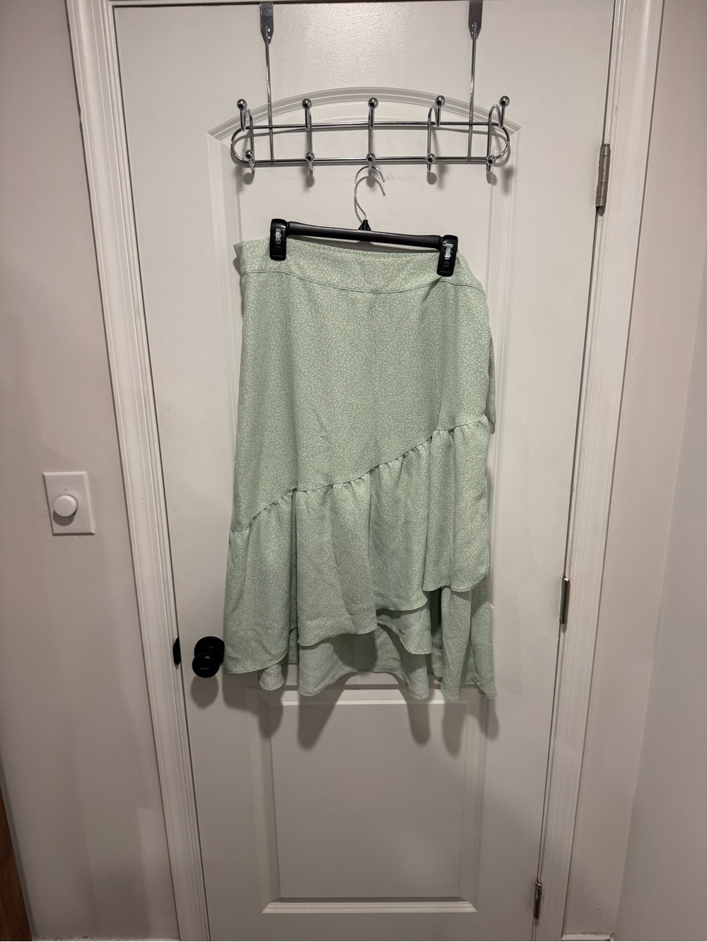 LC Lauren Conrad Mint Green Asymmetrical Ruffle Midi Skirt - Picture 1 of 3